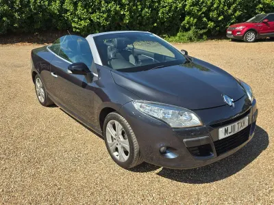 Used Renault Mégane Cabriolet Dynamique 110 HP (80 kW) 2011 Grey Cabriolet