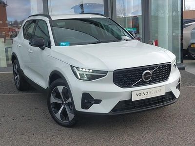 New Volvo XC40 Plus 197 HP (144 kW) 2025 White SUV