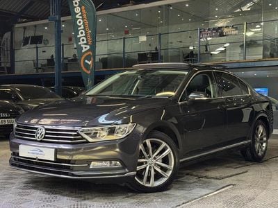 Usado VW Passat GT 150 HP (110 kW) 2017 Cinzento Sedan