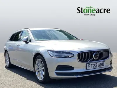Used Volvo V90 Momentum 194 HP (142 kW) 2022 Silver Estate