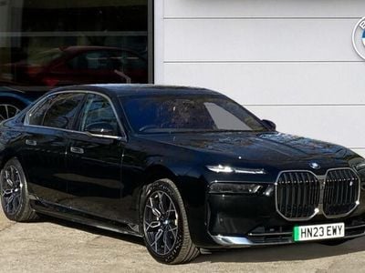 BMW i7