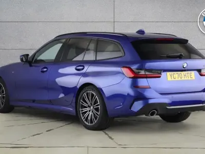 Begagnad BMW 320 M Sport 187 HK (137 kW) 2020 Blå Kombi