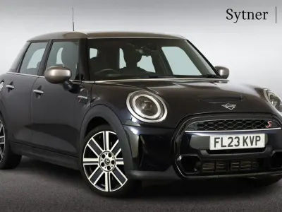 Used Mini Cooper S Exclusive 176 HP (129 kW) 2023 Black Hatchback