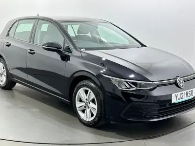 Używany VW Golf VII Life 2021 Czarny Hatchback