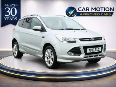 Usado Ford Kuga Sport 180 HP (132 kW) 2016 Prateado SUV