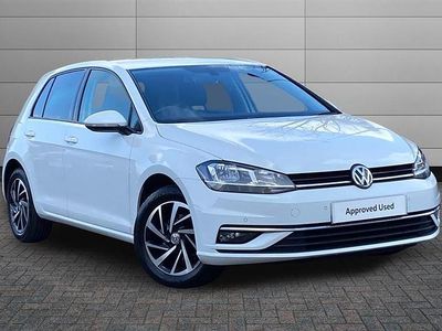 Used VW Golf VII Match 115 HP (84 kW) 2019 Pure white Hatchback