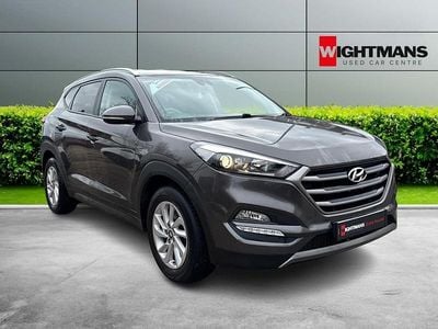 Used Hyundai Tucson SE 141 HP (103 kW) 2016 Grey SUV