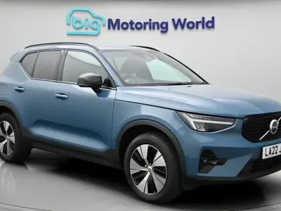 Used Volvo XC40 Plus 211 HP (155 kW) 2022 Blue SUV