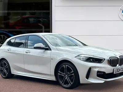 Used BMW 118 M Sport 134 HP (98 kW) 2024 White Hatchback