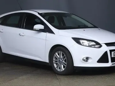 Used Ford Focus Titanium 115 HP (84 kW) 2013 White Hatchback