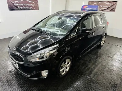 Used Kia Carens