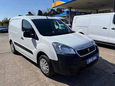 Used Peugeot Partner 2018 White