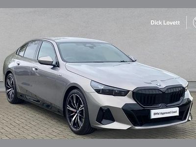 Begagnad BMW 520 M Sport 205 HK (150 kW) 2024 Grå Sedan