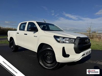 White Used 2021 Toyota HiLux Active Pickup | £19,990 (Expensive)