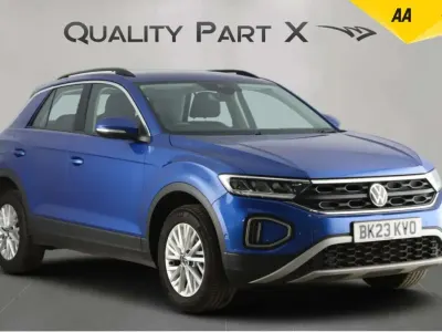 Used VW T-Roc Life 150 HP (110 kW) 2023 Blue SUV