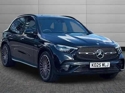 Used Mercedes GLC220 AMG Line Premium Plus 197 HP (144 kW) 2025 Black Estate