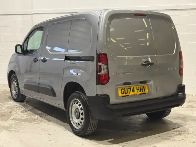 Used Citroën Berlingo 101 HP (74 kW) 2024 Grey MPV
