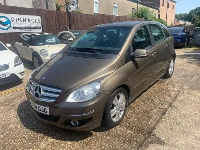 Used Mercedes B200 SE 2008 Orange MPV