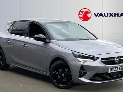 Usado Vauxhall Corsa Ultimate 131 CV (96 kW) 2023 Gris Utilitario