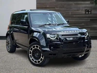Used Land Rover Defender S 250 HP (183 kW) 2023 Black SUV