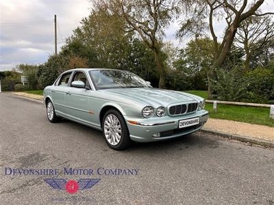 Jaguar XJ6