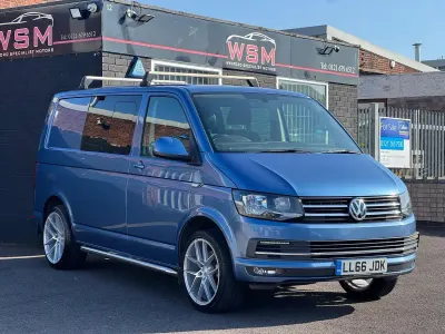 Used VW T6 Highline 150 HP (110 kW) 2016 Blue Van