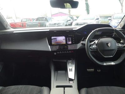 Peugeot e-308