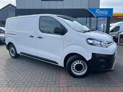 Used Citroën Dispatch 142 HP (104 kW) 2023 White MPV