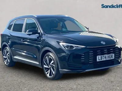 Usado MG ZS Trophy 196 HP (144 kW) 2024 Preto SUV