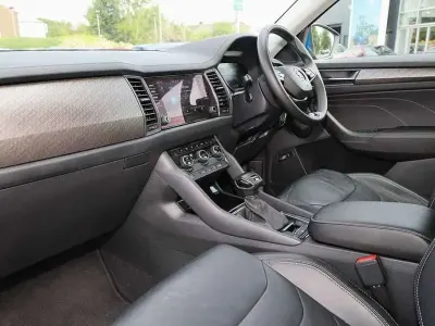 Used Skoda Kodiaq SE L Executive 150 HP (110 kW) 2023 Race blue metallic SUV