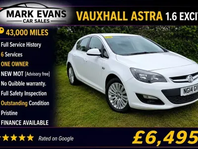Używany Vauxhall Astra Excite 115 KM (84 kW) 2014 Biały Hatchback