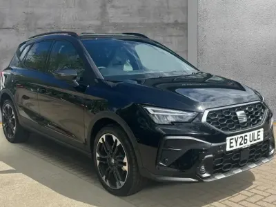 Used Seat Arona FR Sport 150 HP (110 kW) 2026 Metallic  midnight black with grey roof SUV