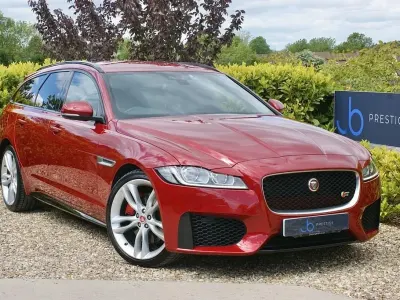 Używany Jaguar XF Sportbrake S 300 KM (220 kW) 2018 Czerwony Kombi