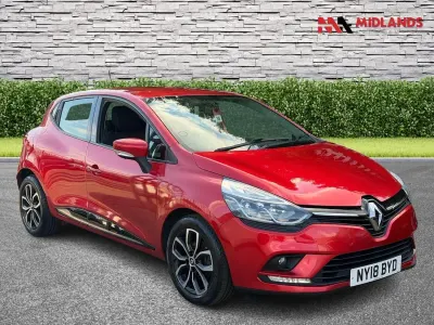 Used Renault Clio Play 90 HP (66 kW) 2018 Red Hatchback