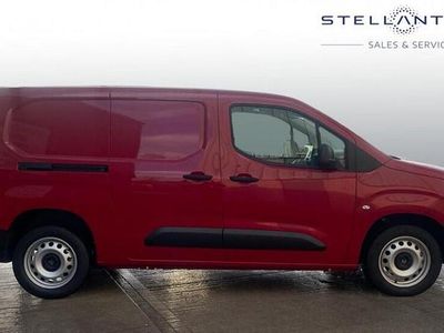 Red Used 2024 Citroën Berlingo MPV | £17,995 (Fair price)
