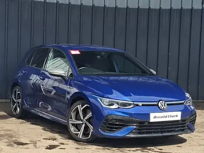 Begagnad VW Golf VIII R 320 HK (235 kW) 2021 Blå Halvkombi