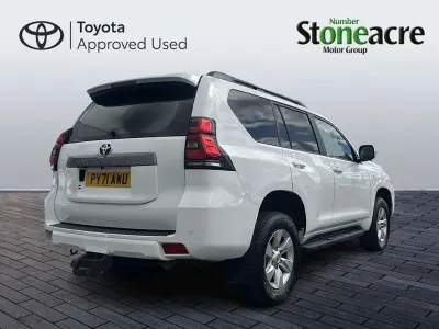 Used Toyota Land Cruiser Active 204 HP (150 kW) 2021 White Pickup