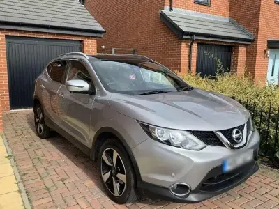Used Nissan Qashqai N-Vision 110 HP (80 kW) 2017 Silver SUV