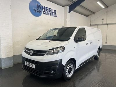 Used Vauxhall Vivaro S 100 HP (73 kW) 2023 White MPV