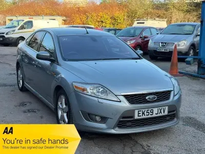 Begagnad Ford Mondeo Titanium X 140 HK (102 kW) 2009 Silver Halvkombi