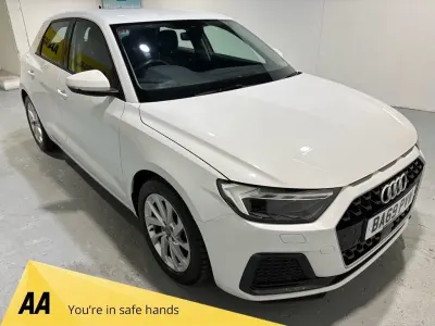 Used Audi A1 Sportback Sport 116 HP (85 kW) 2019 White Hatchback
