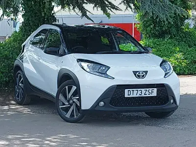 Used Toyota Aygo X 72 HP (52 kW) 2023 White SUV