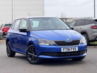 Used Skoda Fabia Colour Edition 66 HP (48 kW) 2016 Blue Hatchback