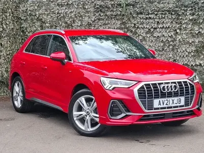 Used Audi Q3 S-Line 150 HP (110 kW) 2021 Red SUV