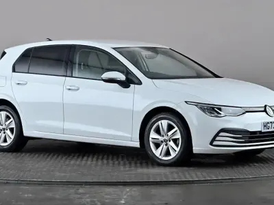 Used VW Golf VIII Life 150 HP (110 kW) 2023 White Hatchback