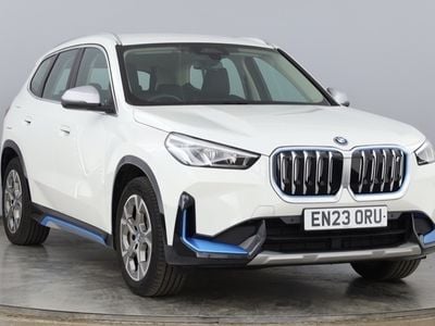 BMW iX1
