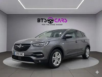 Używany Vauxhall Grandland X S 130 KM (95 kW) 2018 Szary SUV