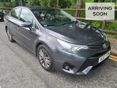 Used Toyota Avensis Business Edition 143 HP (105 kW) 2017 Grey Sedan