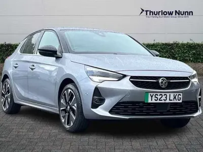 Begagnad Vauxhall Corsa-e Ultimate 100 kW (136 HK) 2023 Halvkombi
