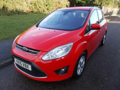 Used Ford C-MAX Zetec 115 HP (84 kW) 2015 Red MPV